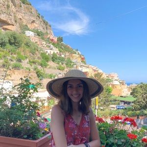 Meet your Posher, Sydney